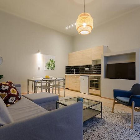 Deluxe Studio In Party District. Ak2B Budapest Luaran gambar