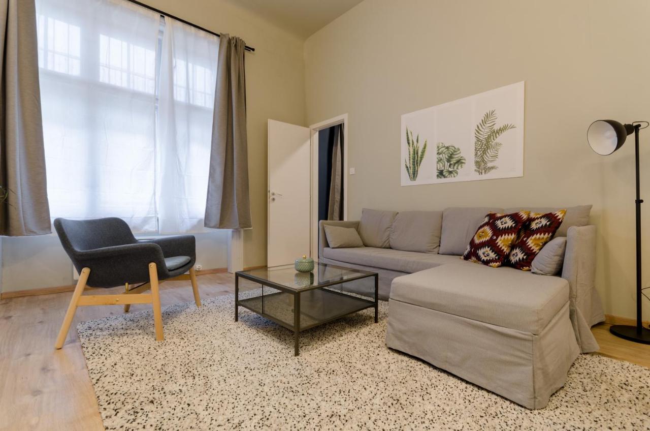 Deluxe Studio In Party District. Ak2B Budapest Luaran gambar