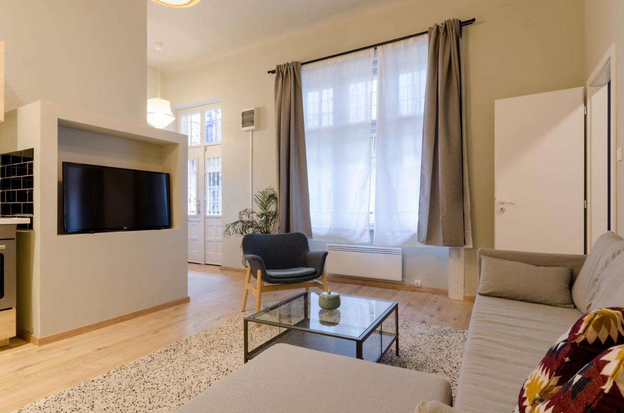 Deluxe Studio In Party District. Ak2B Budapest Luaran gambar